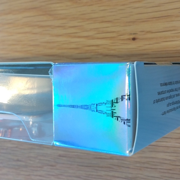 Elle Stick On wallet - Picture 11 of 15